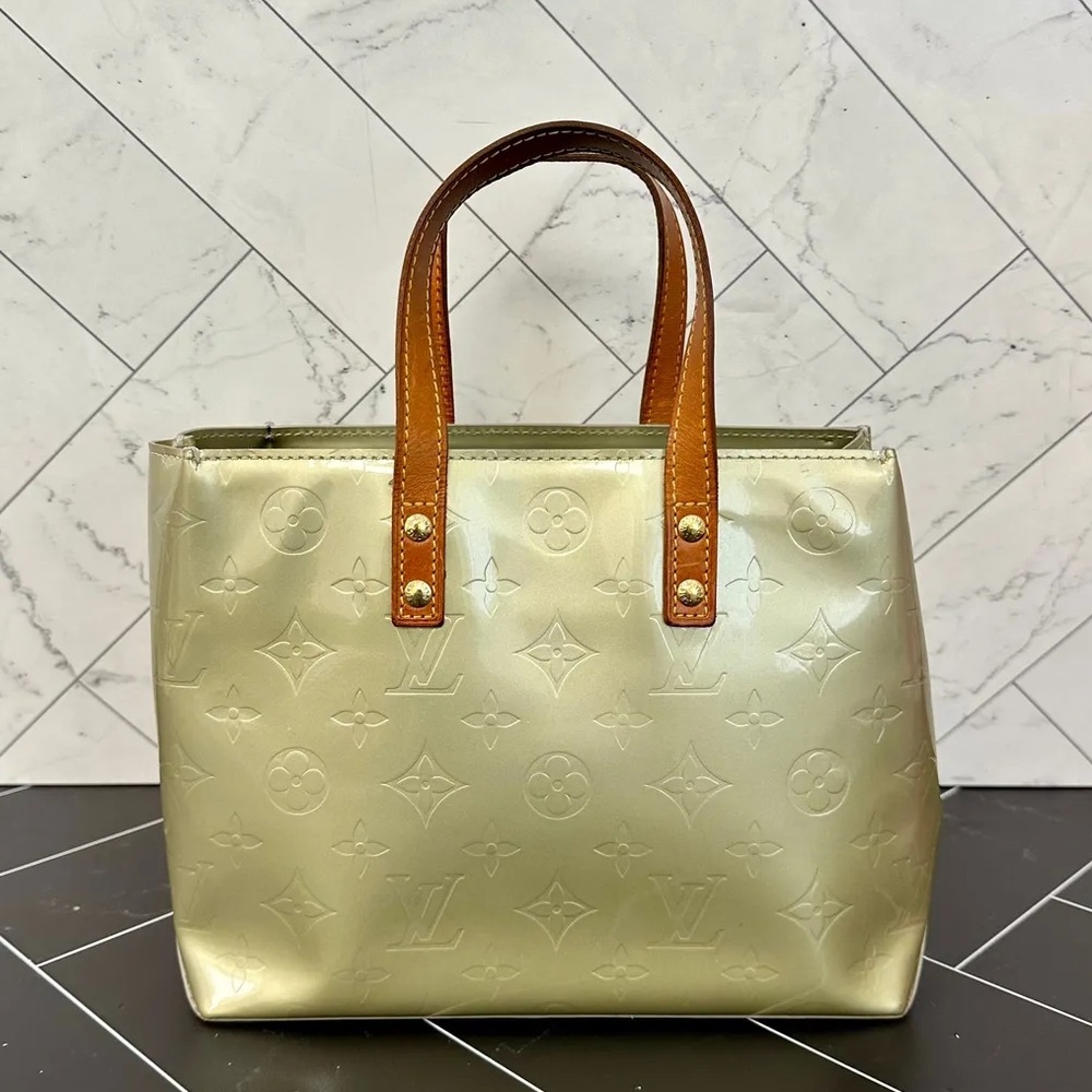 Louis Vuitton Reade Vernis